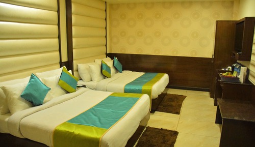 Chambre Club (Fern)