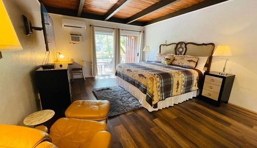 Chambre Supérieure, 1 très grand lit, balcon, vue fleuve