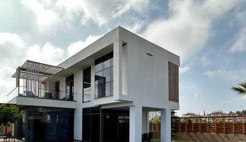 Villa Exécutive, 3 chambres, piscine privée, côté jardin