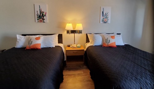 Chambre Standard, 2 grands lits, non-fumeurs