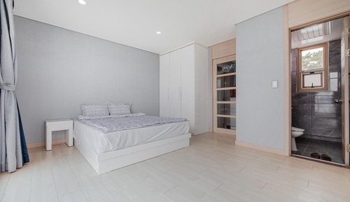 Chambre, 1 chambre (KUTA 201)