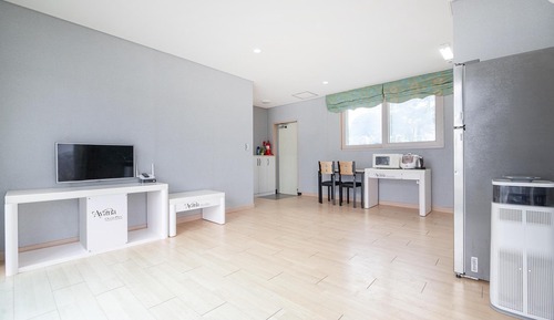 Chambre, 1 chambre (NUSADUA 101)