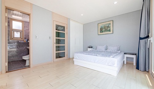 Chambre, 1 chambre (SANUR 202)