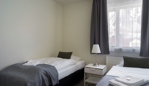 Chambre Double ou avec lits jumeaux, salle de bains commune
