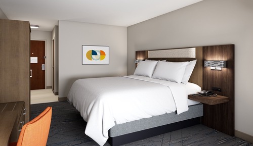 Chambre, 1 très grand lit, accessible aux personnes à mobilité réduite (Hear, Roll In Shwr)