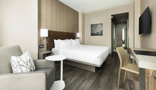 Chambre Standard, 1 très grand lit, non-fumeurs