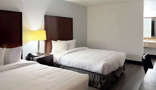 Chambre Deluxe, 2 grands lits, accessible aux personnes à mobilité réduite, fumeurs