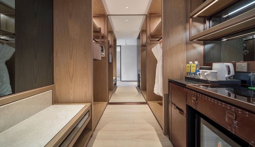 Chambre Standard, 1 très grand lit (Minibar)