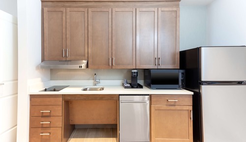 Suite, 1 grand lit, accessible aux personnes à mobilité réduite, baignoire