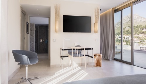 Suite, vue partielle sur la mer (Penthouse)