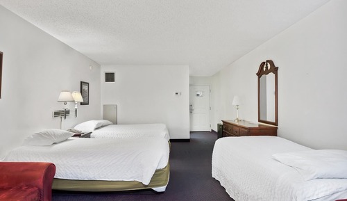Chambre, plusieurs lits (SCFABV)