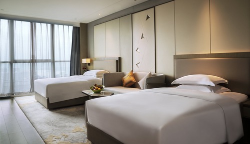 Chambre Standard, 1 très grand lit, vue ville