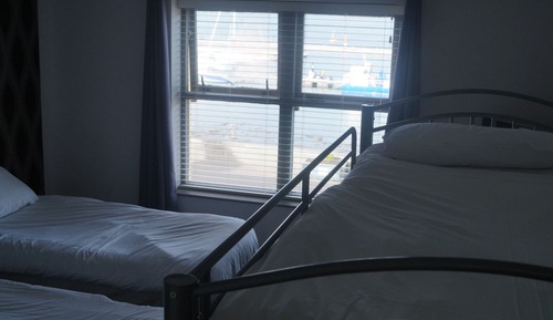 Suite Familiale, salle de bains attenante, vue mer