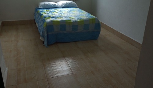 Dortoir Partagé, 2 chambres, fumeurs, piscine privée