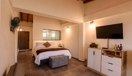 Chambre Premium, 1 grand lit et 1 canapé-lit