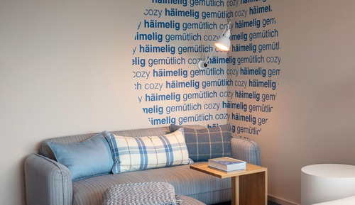 Chambre, 1 très grand lit et 1 canapé-lit
