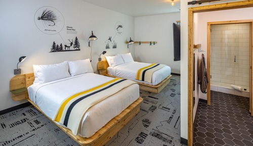 Chambre Double, 2 grands lits, accessible aux personnes à mobilité réduite (Main Street)