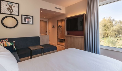 Chambre Standard, 1 grand lit et 1 canapé-lit