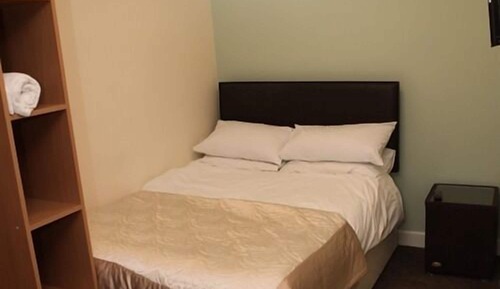 Suite, accessible aux personnes à mobilité réduite (Sleeps 3Wet(Ground Floor))