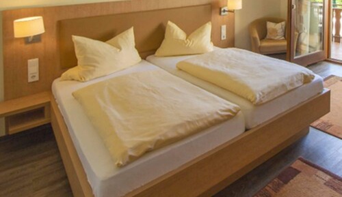 Chambre Double Standard, 1 lit double, non-fumeurs, vue jardin