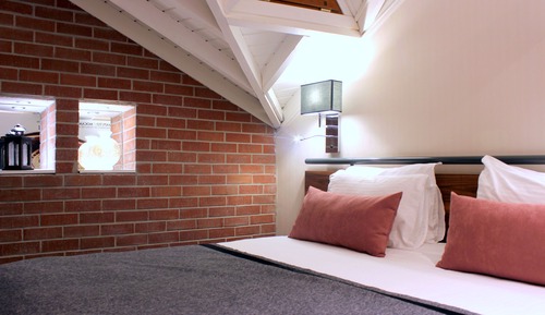 Chambre Supérieure, 1 lit double (Roof)