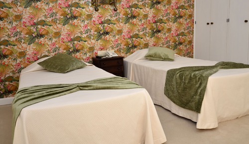 Chambre Supérieure Double ou avec lits jumeaux