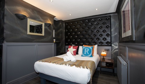 Suite, salle de bains attenante (The Hygge Suite)