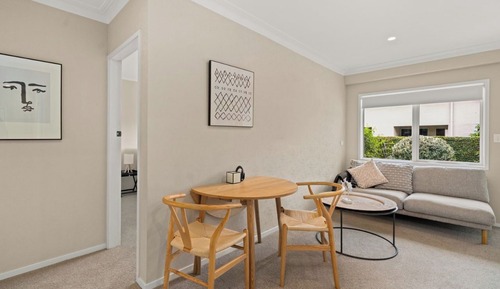 Two Bedroom Apartment with Garden