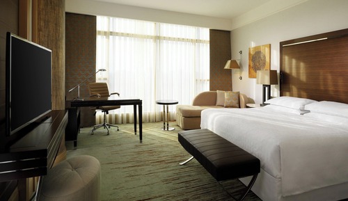 Chambre Deluxe, 1 très grand lit, vue fleuve