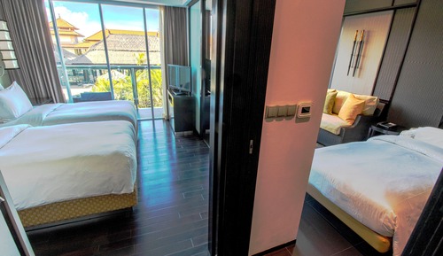 Deluxe Suite with Sofa Bed
