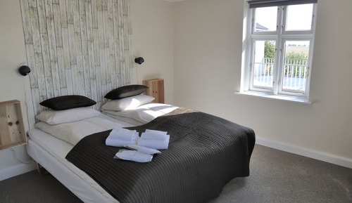 Chambre Double, salle de bains commune