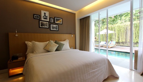 Chambre Deluxe, accès piscine