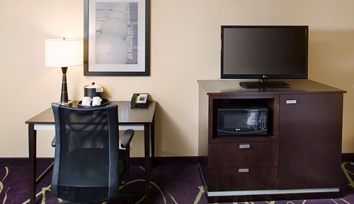 Chambre, 1 très grand lit, accessible aux personnes à mobilité réduite, non-fumeurs