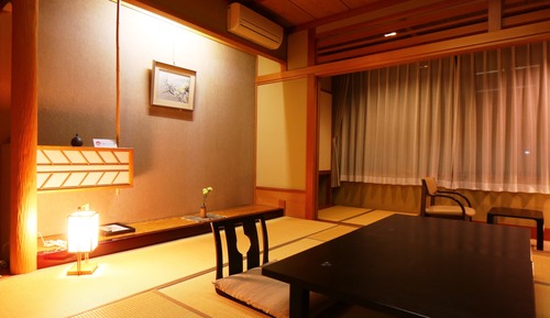 Chambre Tradition, fumeurs (Room Selected at Check In)