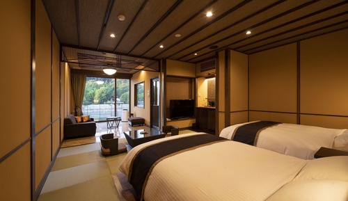 Chambre Deluxe avec lits jumeaux, non-fumeurs, vue fleuve (RAN with half open-air bath)
