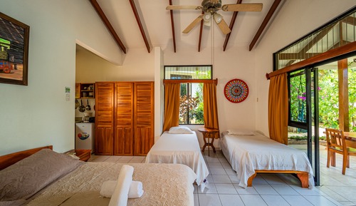 Villa Deluxe, cuisine, vue jardin