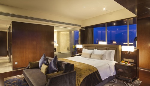 Suite Supérieure (Living Area)
