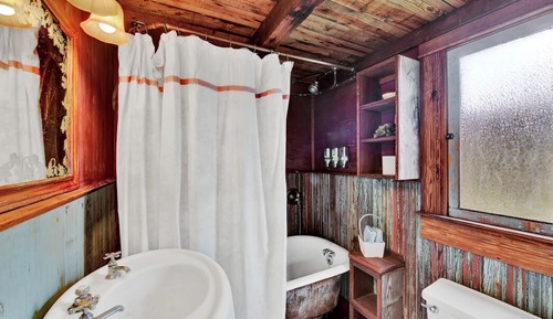 Cottage Standard, salle de bains attenante (Victorian Tulip)