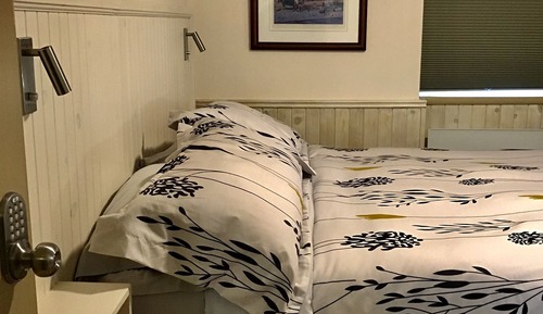 Chambre Standard, 1 grand lit (N°2)