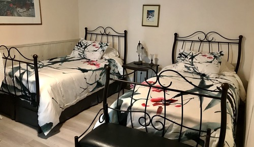 Chambre Standard, 2 lits une place (N° 3)