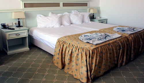 Chambre Double (Free Beach Access, Free Wifi, Parking)