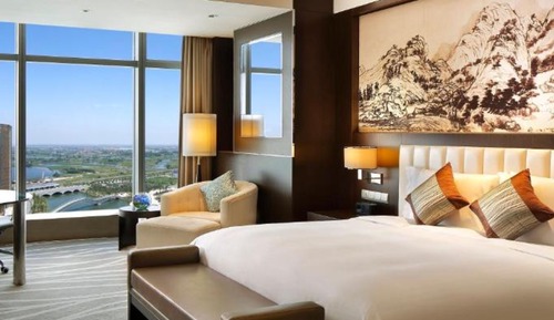 Chambre Premium, 1 très grand lit, vue ville