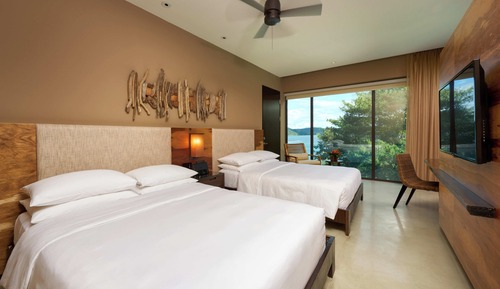 Chambre, 2 lits doubles (Partial Bay View)