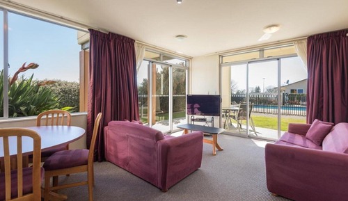 Appartement, 2 chambres, rez-de-chaussée