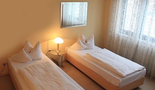 Chambre avec lits jumeaux