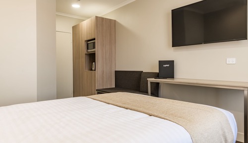 Chambre Supérieure, 1 très grand lit