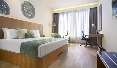 Chambre Deluxe, 1 très grand lit, vue ville