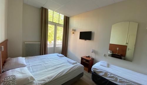 Chambre Triple, 3 lits une place