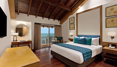 Chambre Supérieure, 1 grand lit, vue baie