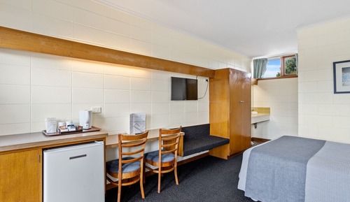 Chambre Standard, 1 grand lit (Upstairs)